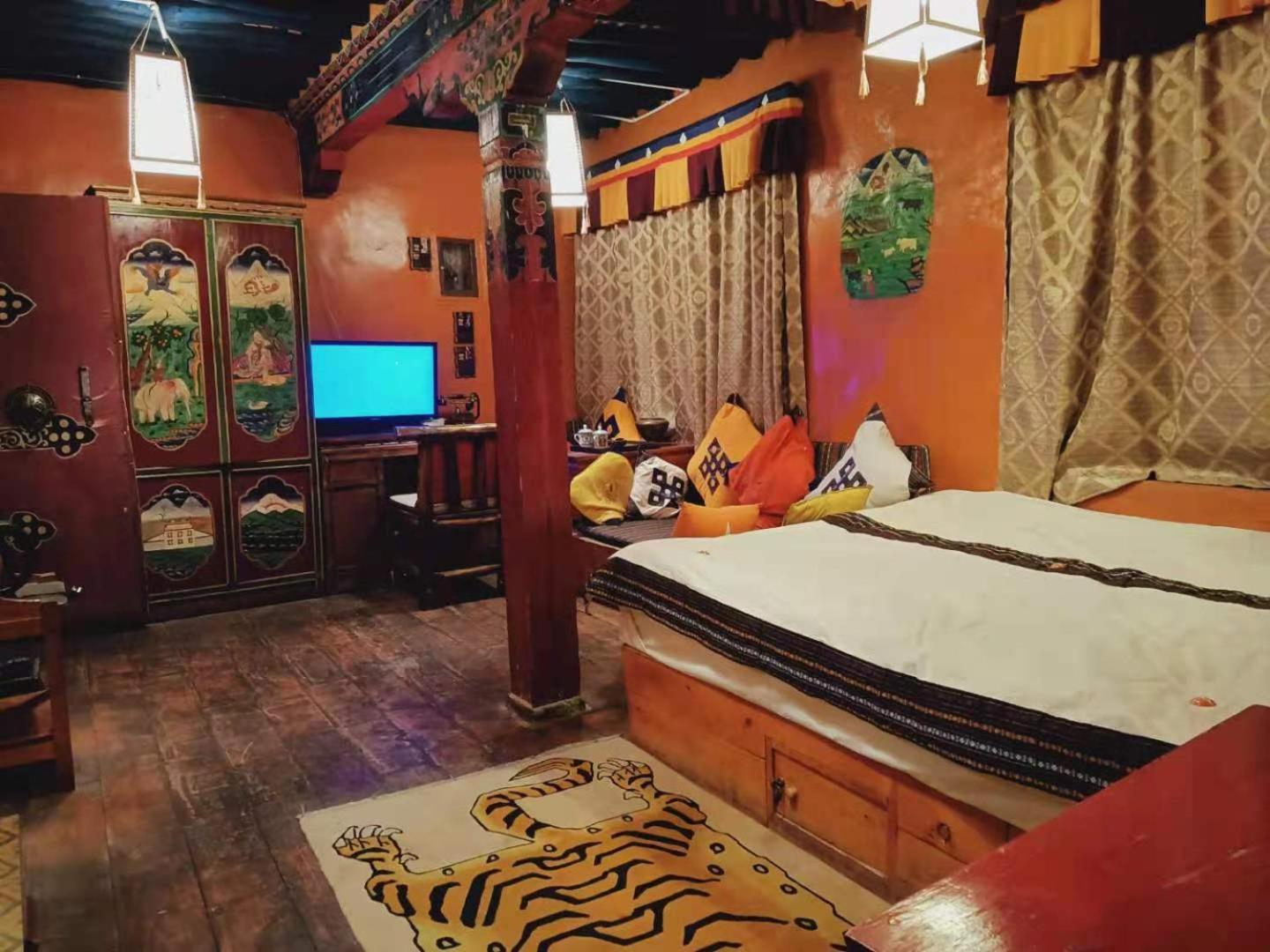 לאסה Shambhala Palace Hotel מראה חיצוני תמונה