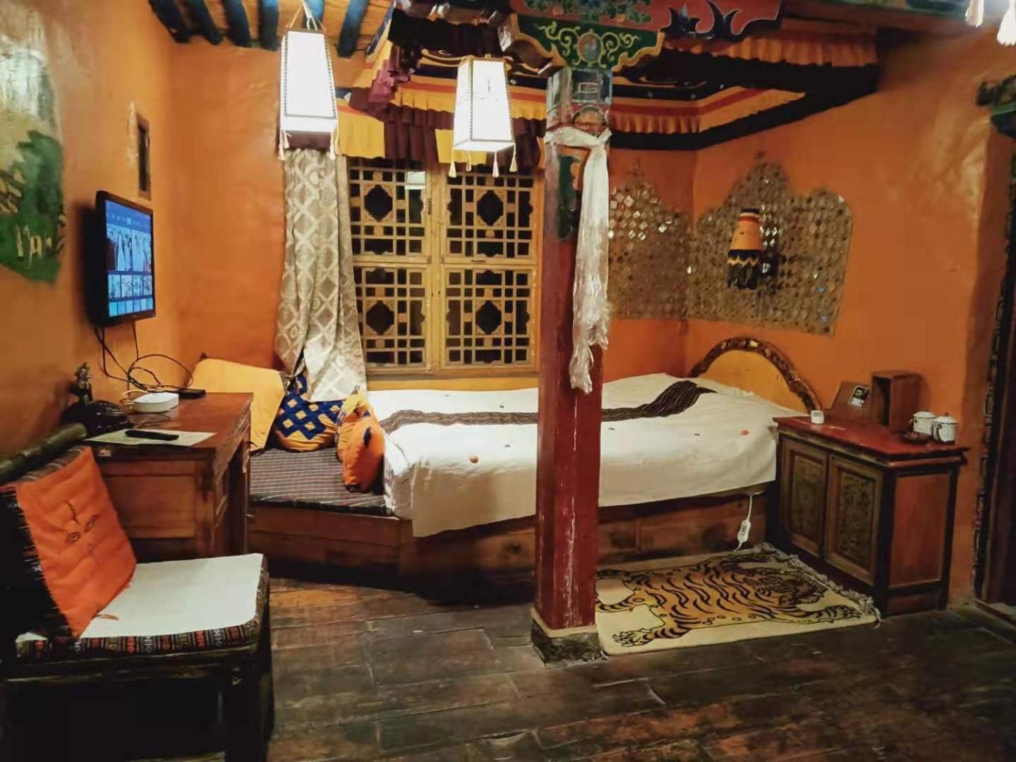 לאסה Shambhala Palace Hotel מראה חיצוני תמונה