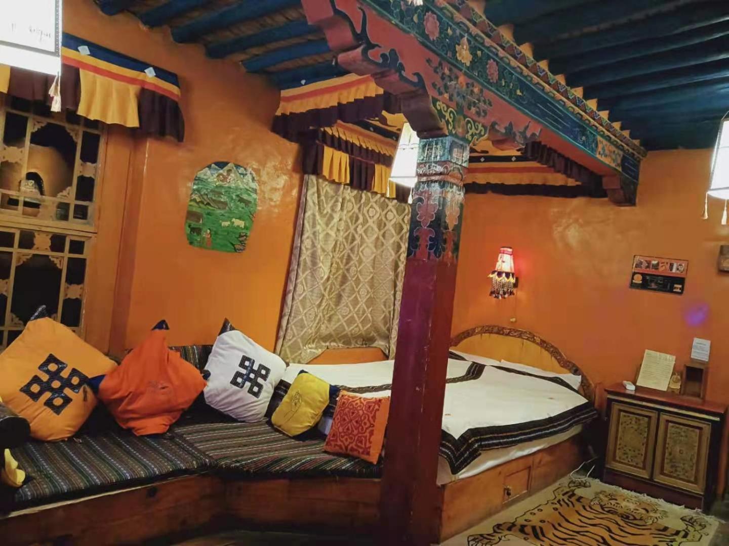 לאסה Shambhala Palace Hotel מראה חיצוני תמונה