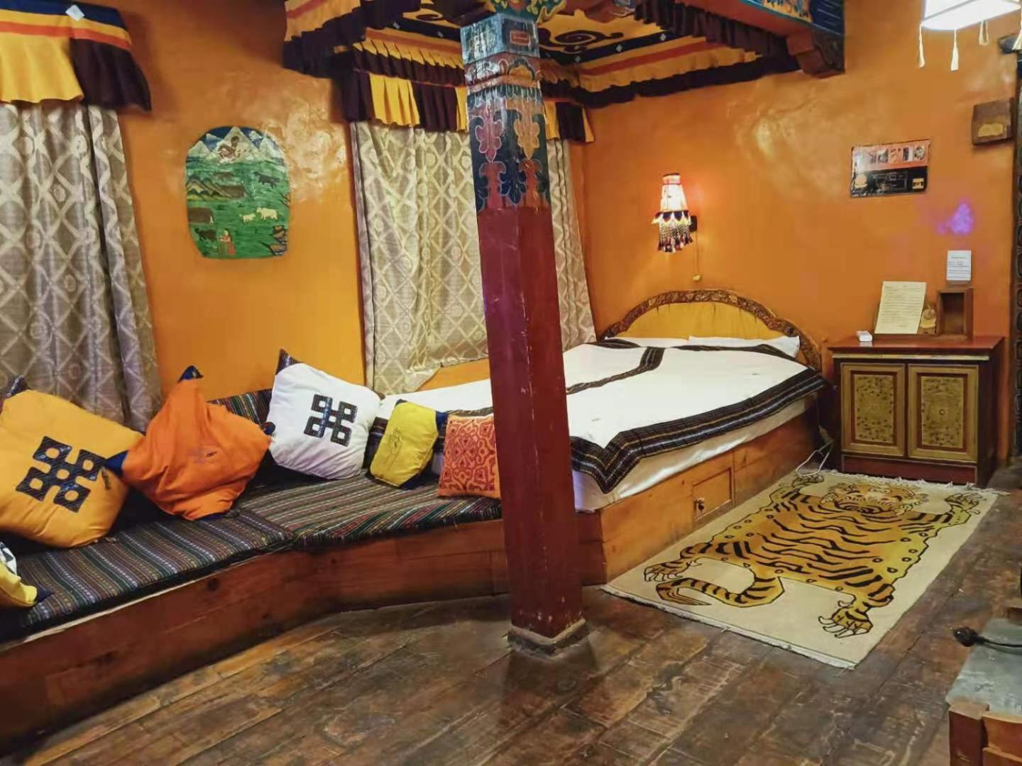 לאסה Shambhala Palace Hotel מראה חיצוני תמונה