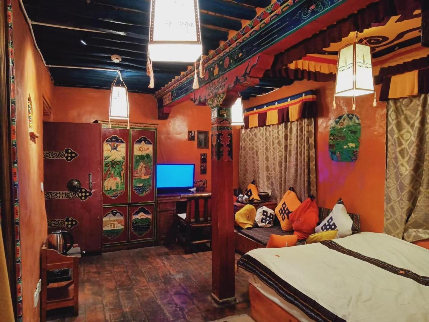 לאסה Shambhala Palace Hotel מראה חיצוני תמונה