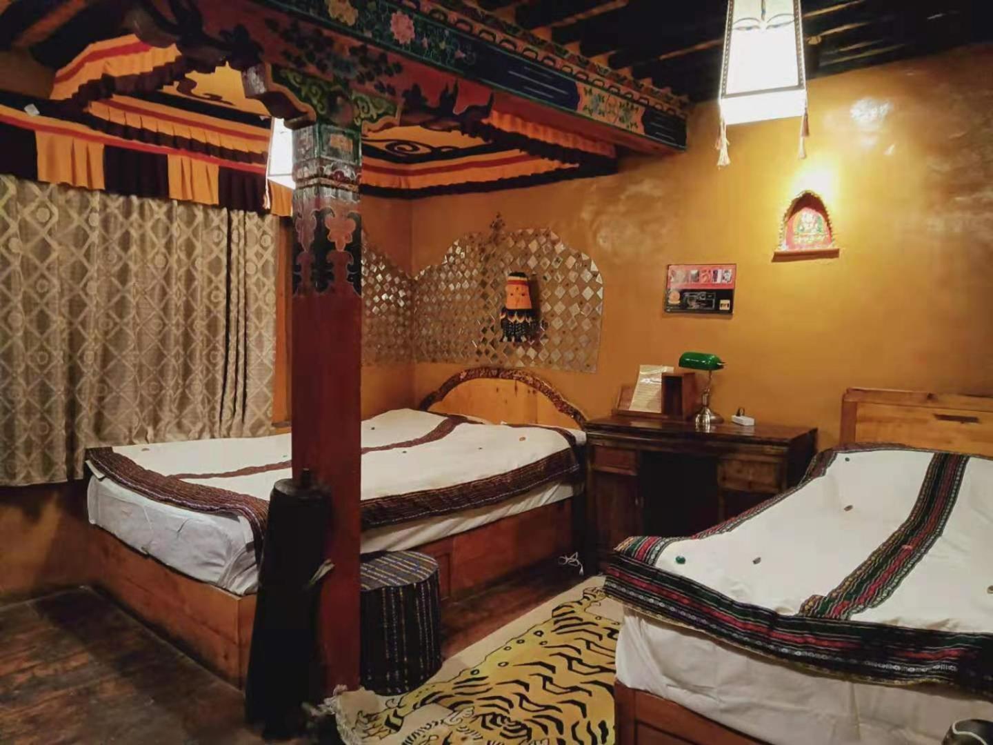 לאסה Shambhala Palace Hotel מראה חיצוני תמונה