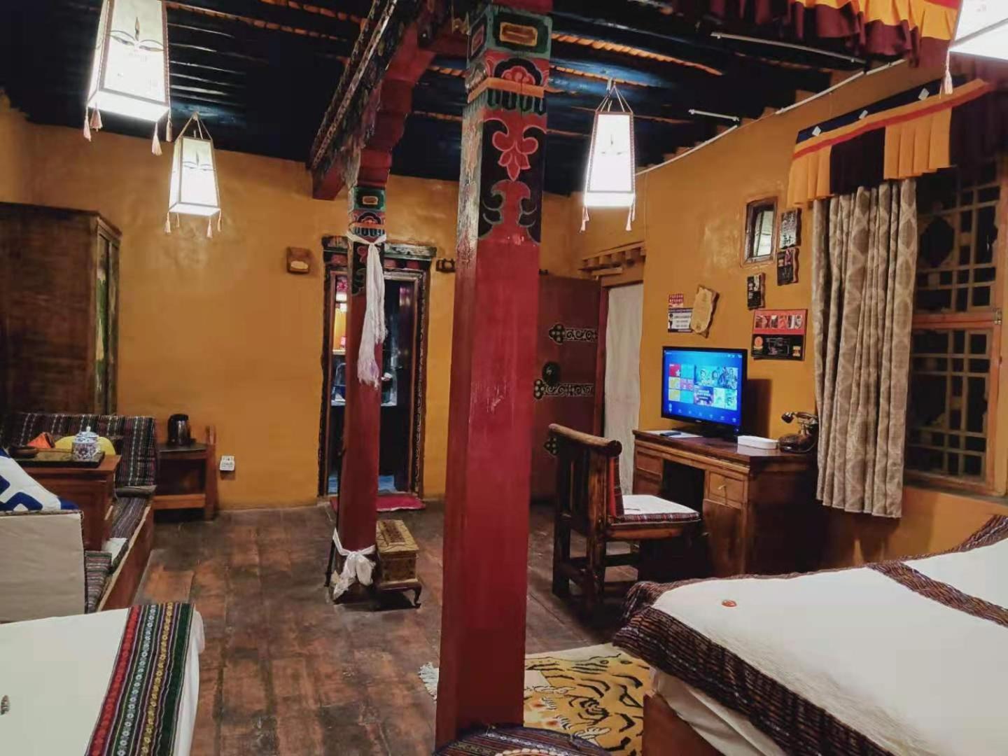 לאסה Shambhala Palace Hotel מראה חיצוני תמונה