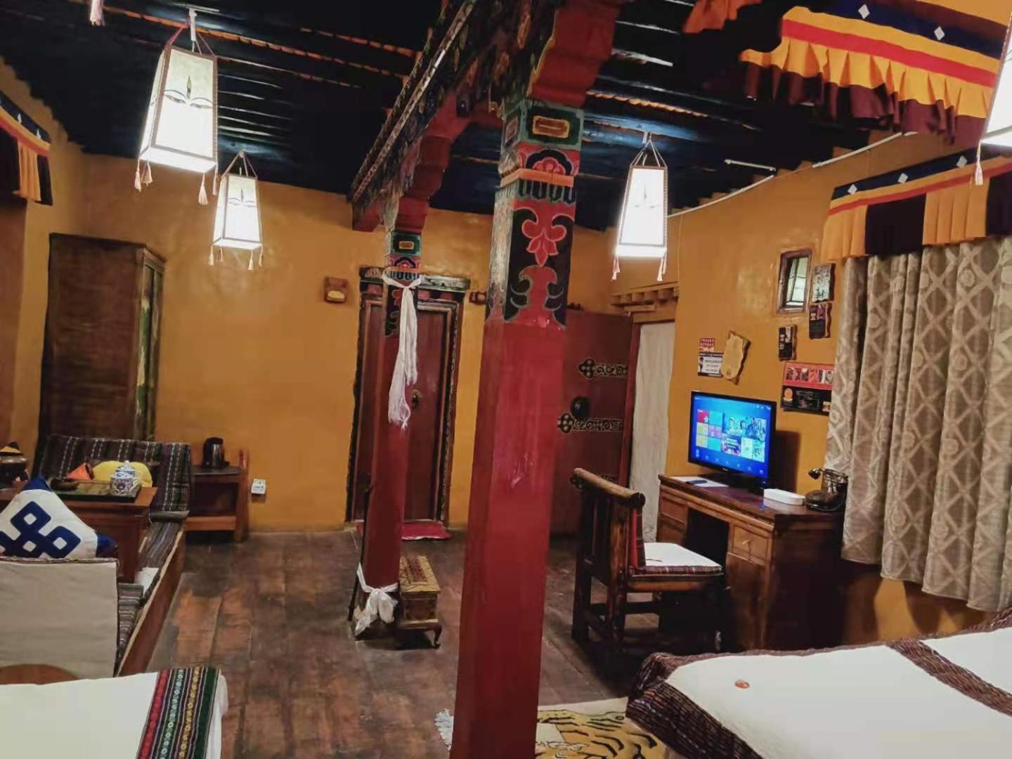 לאסה Shambhala Palace Hotel מראה חיצוני תמונה