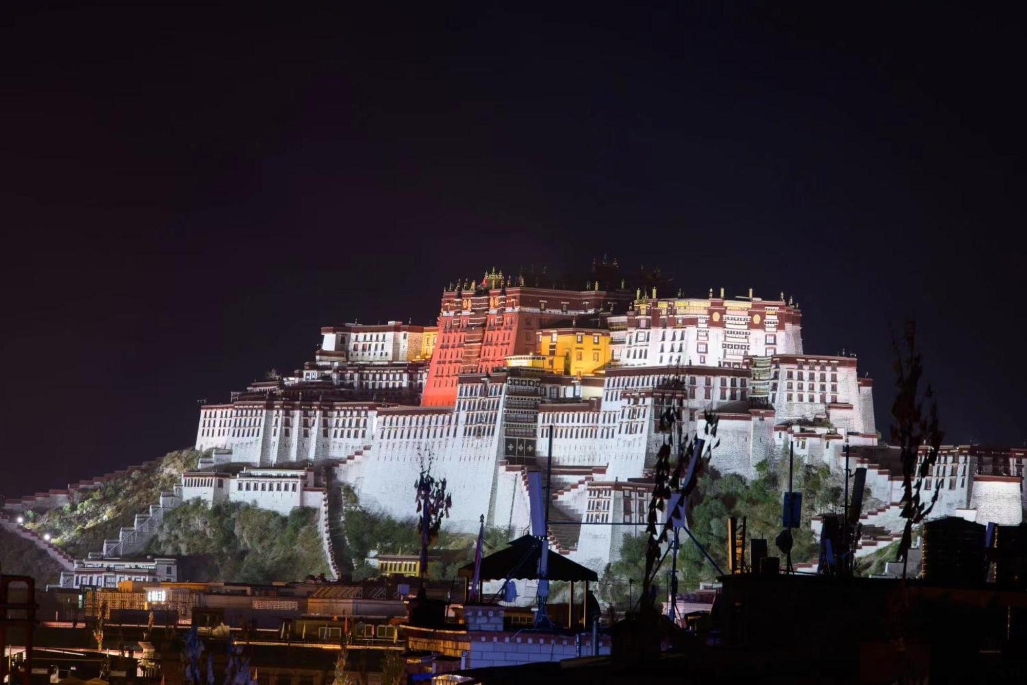 לאסה Shambhala Palace Hotel מראה חיצוני תמונה